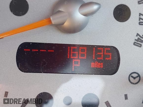 ✅ 2005 MINI Hardtop • VIN: WMWRC335X5TJ72336 • Lot: 42584154. Listed on IAAI with 168,135 mi. Free auction sales archive from the USA and detailed vehicle history report at DreamBid. Image 7.