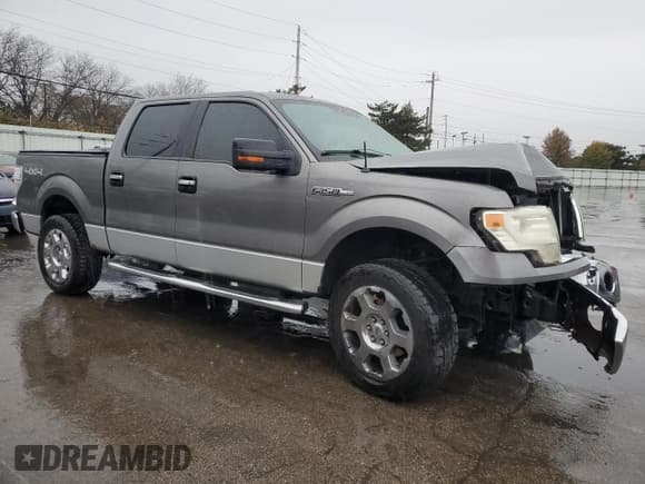 ✅ 2010 Ford F-150 XL • VIN: 1FTFW1EV8AFD53247 • Lot: 93210345. Wystawiony na Copart z przebiegiem 100 726 mil. Bezpłatny archiwum sprzedaży aukcyjnych z USA i szczegółowy raport historii pojazdu na DreamBid. Zdjęcie 4.
