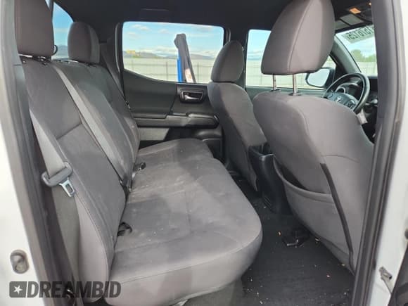 ✅ 2018 Toyota Tacoma TRD Off Road • VIN: 3TMDZ5BN2JM042195 • Lot: 81576125. Listed on Copart with 90,967 mi. Free auction sales archive from the USA and detailed vehicle history report at DreamBid. Image 10.