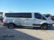 ✅ 2017 Ford Transit XL • VIN: 1FBZX2ZM5HKA20740 • Lot: 41144911. Wystawiony na IAAI z przebiegiem 201 936 mil. Bezpłatny archiwum sprzedaży aukcyjnych z USA i szczegółowy raport historii pojazdu na DreamBid. Zdjęcie 13.
