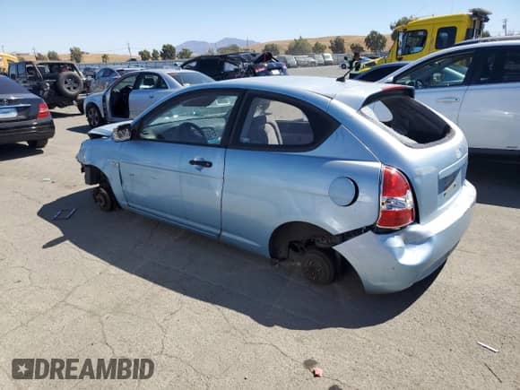 2007 Hyundai Accent GS с VIN KMHCM36C17U033219, выставлен на аукционе Copart как лот 71433474 с пробегом 265 040 миль миль и Списание • Salvage title. История ставок и продаж доступна на DreamBid. Изображение 2.