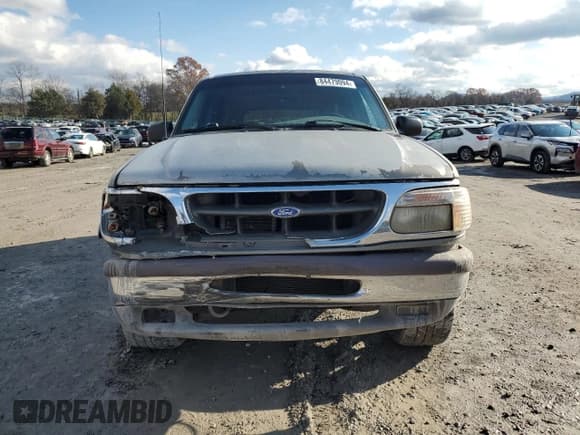 ✅ 1996 Ford Explorer XLT • VIN: 1FMDU32P3TUC94598 • Лот: 84479094. Опубликован ранее на Copart с пробегом 74 116 миль. Бесплатный доступ к архиву аукционных продаж из США и подробный отчёт об истории автомобиля на DreamBid. Изображение 5.