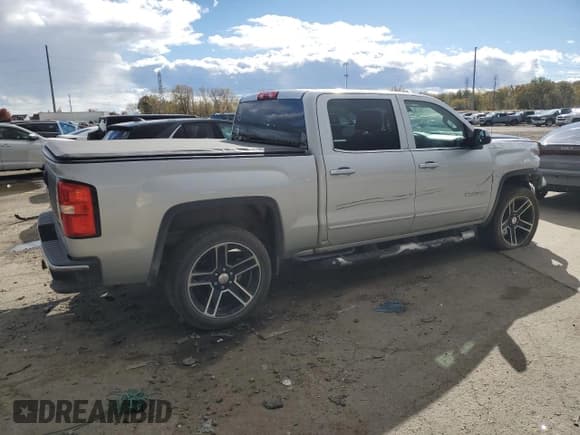 ✅ 2015 GMC Sierra 1500 SLE • VIN: 3GTU2UEC5FG310705 • Лот: 82736105. Опубликован ранее на Copart с пробегом 132 003 миль. Бесплатный доступ к архиву аукционных продаж из США и подробный отчёт об истории автомобиля на DreamBid. Изображение 3.