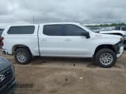 ✅ 2019 Chevrolet Silverado 1500 RST • VIN: 1GCUYEED7KZ349996 • Lot: 42478510. Wystawiony na IAAI z przebiegiem 111 413 mil. Bezpłatny archiwum sprzedaży aukcyjnych z USA i szczegółowy raport historii pojazdu na DreamBid. Zdjęcie 13.