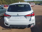✅ 2024 Mitsubishi Outlander S • VIN: JA4ARUAU4RU003454 • Lot: 43282833. Wystawiony na IAAI z przebiegiem 31 268 mil. Bezpłatny archiwum sprzedaży aukcyjnych z USA i szczegółowy raport historii pojazdu na DreamBid. Zdjęcie 6.