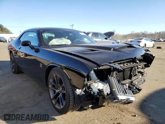 ✅ 2022 Dodge Challenger R/T Scat Pack Widebody • VIN: 2C3CDZFJXNH165065 • Lot: 39550083. Wystawiony na Copart z przebiegiem 3 756 mil mil. Skorzystaj z bezpłatnego archiwum sprzedaży aukcyjnych z USA i zobacz szczegółowy raport historii pojazdu na DreamBid. Zdjęcie 4.