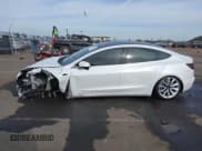 ✅ 2020 Tesla Model 3 Long Range • VIN: 5YJ3E1EB9LF621712 • Lot: 43666600. Wystawiony na IAAI z przebiegiem 177 008 mil. Bezpłatny archiwum sprzedaży aukcyjnych z USA i szczegółowy raport historii pojazdu na DreamBid. Zdjęcie 14.