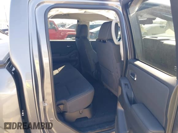 ✅ 2024 Nissan Frontier Pro-X • VIN: 1N6ED1EJ9RN628234 • Lot: 43419846. Listed on IAAI with 18,875 mi. Free auction sales archive from the USA and detailed vehicle history report at DreamBid. Image 8.