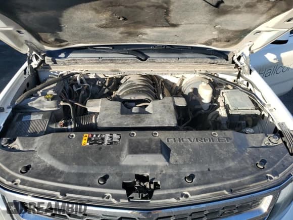 ✅ 2018 Chevrolet Suburban LT • VIN: 1GNSKHKC7JR211323 • Lot: 91936545. Wystawiony na Copart z przebiegiem 365 368 mil. Bezpłatny archiwum sprzedaży aukcyjnych z USA i szczegółowy raport historii pojazdu na DreamBid. Zdjęcie 12.