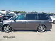 ✅ 2013 Toyota Sienna SE • VIN: 5TDXK3DCXDS360801 • Lot: 43443987. Listed on IAAI with 98,224 mi. Free auction sales archive from the USA and detailed vehicle history report at DreamBid. Image 14.