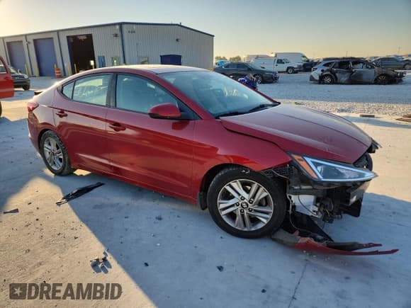 ✅ 2019 Hyundai Elantra Value Edition • VIN: 5NPD84LF0KH423247 • Lot: 86518465. Wystawiony na Copart z przebiegiem 137 692 mil. Bezpłatny archiwum sprzedaży aukcyjnych z USA i szczegółowy raport historii pojazdu na DreamBid. Zdjęcie 4.