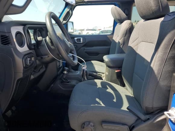 ✅ 2025 Jeep Wrangler Sport • VIN: 1C4PJXAG5SW529430 • Lot: 63073175. Listed on Copart with 3,983 mi. Free auction sales archive from the USA and detailed vehicle history report at DreamBid. Image 7.