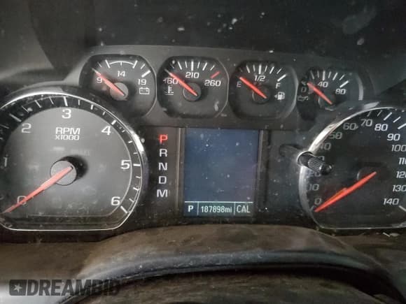 ✅ 2015 GMC Sierra 1500 • VIN: 1GTR1TEH4FZ338946 • Лот: 82259525. Опубликован ранее на Copart с пробегом 187 898 миль. Бесплатный доступ к архиву аукционных продаж из США и подробный отчёт об истории автомобиля на DreamBid. Изображение 9.