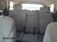 ✅ 2017 Hyundai Santa Fe SE • VIN: KM8SMDHF2HU223718 • Лот: 57117714. Опубликован ранее на Copart с пробегом 110 392 миль. Бесплатный доступ к архиву аукционных продаж из США и подробный отчёт об истории автомобиля на DreamBid. Изображение 10.