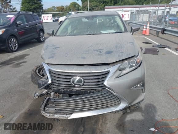 ✅ 2018 Lexus ES 350 • VIN: 58ABK1GGXJU082653 • Лот: 43384344. Опубликован ранее на IAAI с пробегом 44 323 миль. Бесплатный доступ к архиву аукционных продаж из США и подробный отчёт об истории автомобиля на DreamBid. Изображение 12.
