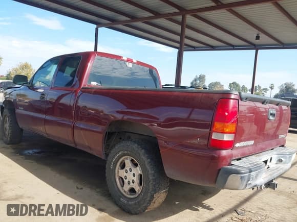 ✅ 2001 Chevrolet Silverado 1500 LT • VIN: 1GCEC19T81Z156672 • Лот: 43666512. Опубликован ранее на IAAI с пробегом 191 849 миль. Бесплатный доступ к архиву аукционных продаж из США и подробный отчёт об истории автомобиля на DreamBid. Изображение 3.