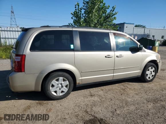 ✅ 2008 Dodge Grand Caravan SE • VIN: 2D8HN44H68R812966 • Lot: 70641565. Wystawiony na Copart z przebiegiem 234 114 mil. Bezpłatny archiwum sprzedaży aukcyjnych z USA i szczegółowy raport historii pojazdu na DreamBid. Zdjęcie 3.