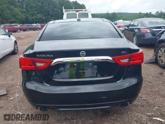 ✅ 2017 Nissan Maxima S • VIN: 1N4AA6AP4HC379097 • Lot: 42625927. Listed on IAAI with 185,292 mi. Free auction sales archive from the USA and detailed vehicle history report at DreamBid. Image 16.