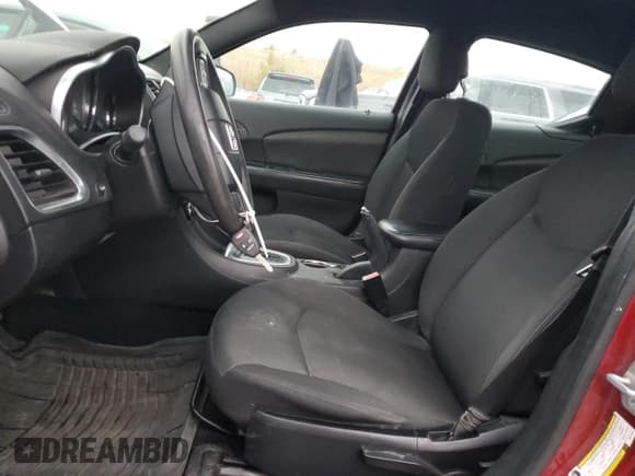 ✅ 2014 Dodge Avenger SE • VIN: 1C3CDZAB0EN214815 • Лот: 79030264. Опубликован ранее на Copart с пробегом 136 995 миль. Бесплатный доступ к архиву аукционных продаж из США и подробный отчёт об истории автомобиля на DreamBid. Изображение 7.