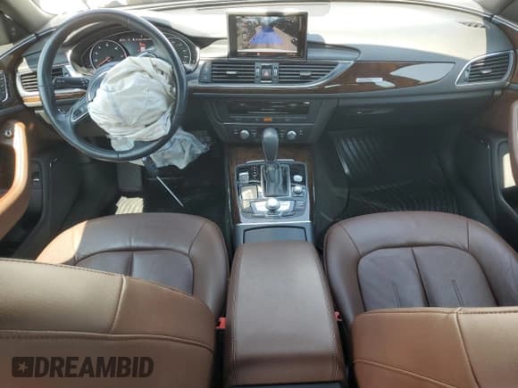 ✅ 2018 Audi A6 Premium Plus • VIN: WAUG8AFC2JN095967 • Lot: 67804605. Wystawiony na Copart z przebiegiem 94 687 mil. Bezpłatny archiwum sprzedaży aukcyjnych z USA i szczegółowy raport historii pojazdu na DreamBid. Zdjęcie 8.