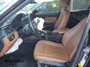 ✅ 2015 BMW 3 Series 335i • VIN: WBA3A9G5XFNS66411 • Lot: 54158925. Wystawiony na Copart z przebiegiem 72 263 mil. Bezpłatny archiwum sprzedaży aukcyjnych z USA i szczegółowy raport historii pojazdu na DreamBid. Zdjęcie 7.