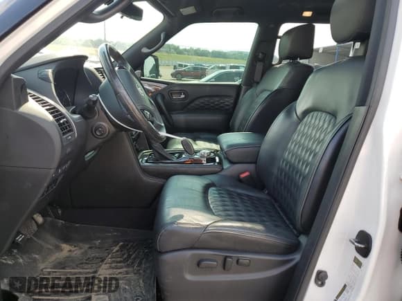 ✅ 2021 Infiniti QX80 Sensory • VIN: JN8AZ2BE0M9267692 • Lot: 66665635. Wystawiony na Copart z przebiegiem 59 782 mil. Bezpłatny archiwum sprzedaży aukcyjnych z USA i szczegółowy raport historii pojazdu na DreamBid. Zdjęcie 7.