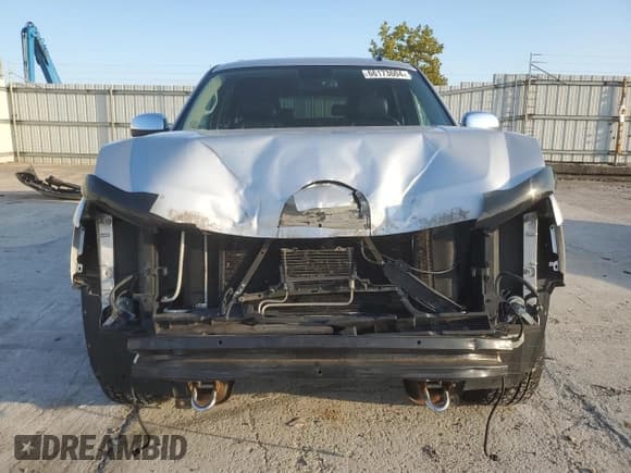 ✅ 2013 Chevrolet Suburban LT • VIN: 1GNSKJE75DR377656 • Lot: 66173604. Wystawiony na Copart z przebiegiem 175 816 mil. Bezpłatny archiwum sprzedaży aukcyjnych z USA i szczegółowy raport historii pojazdu na DreamBid. Zdjęcie 5.