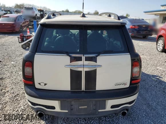 ✅ 2009 MINI Clubman S • VIN: WMWMM33549TP73755 • Lot: 87198655. Listed on Copart with Not provided. Free auction sales archive from the USA and detailed vehicle history report at DreamBid. Image 6.