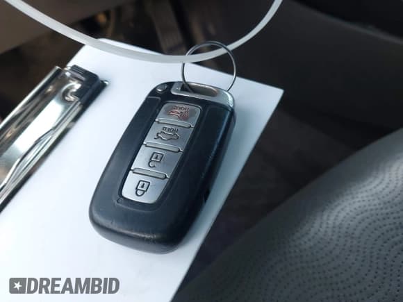 ✅ 2012 Hyundai Elantra GLS • VIN: KMHDH4AE2CU443013 • Lot: 43593422. Listed on IAAI with 169,609 mi. Free auction sales archive from the USA and detailed vehicle history report at DreamBid. Image 11.