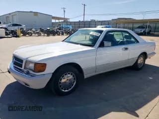 ✅ 1990 Mercedes-Benz 560 • VIN: WDBCA45E8LA528890 • Lot: 46874855. Wystawiony na Copart z przebiegiem 171 512 mil. Bezpłatny archiwum sprzedaży aukcyjnych z USA i szczegółowy raport historii pojazdu na DreamBid. Zdjęcie 1.