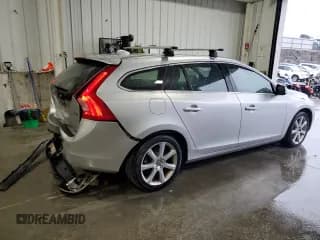 ✅ 2016 Volvo V60 T5 Drive-E Premier • VIN: YV140MEK4G1312954 • Lot: 39568854. Listed on Copart with 74,481 mi. Free auction sales archive from the USA and detailed vehicle history report at DreamBid. Image 3.