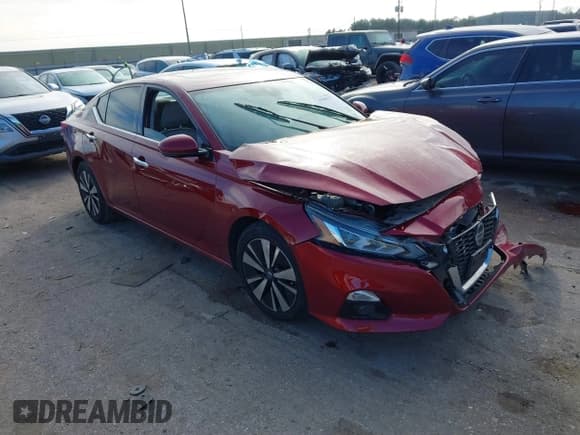 ✅ 2019 Nissan Altima SV • VIN: 1N4BL4DV8KN310003 • Lot: 41406127. Listed on IAAI with 130,577 mi. Free auction sales archive from the USA and detailed vehicle history report at DreamBid. Image 1.