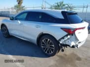 ✅ 2024 Acura ZDX w/A-Spec Package • VIN: 4W5KHMRK8RZ506801 • Лот: 43490695. Опубликован ранее на IAAI с пробегом 2 806 миль. Бесплатный доступ к архиву аукционных продаж из США и подробный отчёт об истории автомобиля на DreamBid. Изображение 3.