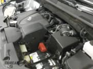 ✅ 2017 Toyota Highlander XLE • VIN: 5TDJZRFH3HS465604 • Lot: 43421333. Listed on IAAI with 93,238 mi. Free auction sales archive from the USA and detailed vehicle history report at DreamBid. Image 19.