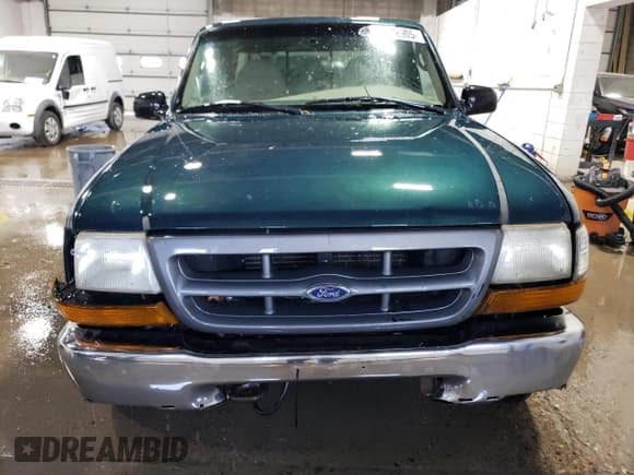 ✅ 1998 Ford Ranger XL • VIN: 1FTZR15U2WPB57740 • Lot: 56572905. Wystawiony na Copart z przebiegiem 132 571 mil. Bezpłatny archiwum sprzedaży aukcyjnych z USA i szczegółowy raport historii pojazdu na DreamBid. Zdjęcie 5.