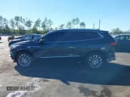 ✅ 2018 Buick Enclave Premium • VIN: 5GAERCKW0JJ236871 • Lot: 43479964. Wystawiony na IAAI z przebiegiem 82 648 mil. Bezpłatny archiwum sprzedaży aukcyjnych z USA i szczegółowy raport historii pojazdu na DreamBid. Zdjęcie 14.