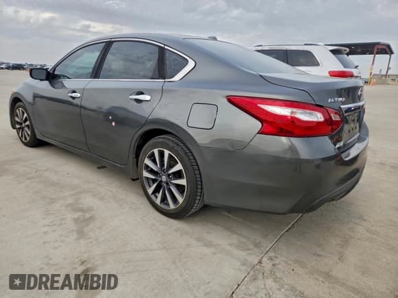 ✅ 2017 Nissan Altima SV • VIN: 1N4AL3AP4HC213686 • Lot: 95430215. Listed on Copart with 106,940 mi. Free auction sales archive from the USA and detailed vehicle history report at DreamBid. Image 2.