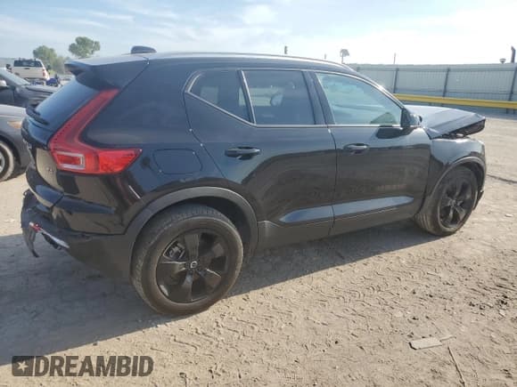 ✅ 2022 Volvo XC40 Momentum • VIN: YV4AC2HKXN2778439 • Lot: 67945745. Listed on Copart with 92,733 mi. Free auction sales archive from the USA and detailed vehicle history report at DreamBid. Image 3.