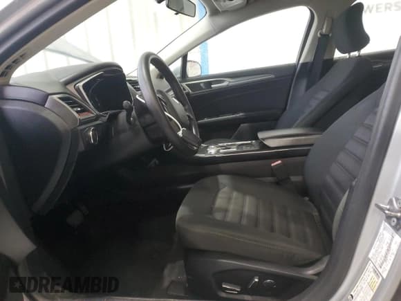 ✅ 2018 Ford Fusion SE • VIN: 3FA6P0LU5JR228829 • Лот: 90317005. Опубликован ранее на Copart с пробегом 113 977 миль. Бесплатный доступ к архиву аукционных продаж из США и подробный отчёт об истории автомобиля на DreamBid. Изображение 7.