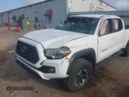 ✅ 2021 Toyota Tacoma SR5 • VIN: 5TFDZ5BN8MX067522 • Lot: 42126391. Wystawiony na IAAI z przebiegiem 40 838 mil. Bezpłatny archiwum sprzedaży aukcyjnych z USA i szczegółowy raport historii pojazdu na DreamBid. Zdjęcie 6.