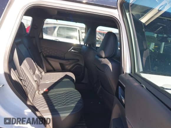 2023 Mitsubishi Outlander SEL с VIN JA4J3VA89PZ010619, выставлен на аукционе IAAI как лот 41414276 с пробегом 23 016 миль миль и . История ставок и продаж доступна на DreamBid. Изображение 8.