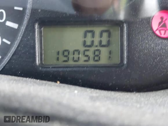 ✅ 2004 Ford Focus SE • VIN: 1FAFP34334W177338 • Lot: 42003202. Listed on IAAI with 190,581 mi. Free auction sales archive from the USA and detailed vehicle history report at DreamBid. Image 7.