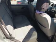 ✅ 2007 Ford Escape XLT • VIN: 1FMYU03Z37KA31318 • Lot: 43078679. Wystawiony na IAAI z przebiegiem 169 801 mil. Bezpłatny archiwum sprzedaży aukcyjnych z USA i szczegółowy raport historii pojazdu na DreamBid. Zdjęcie 8.