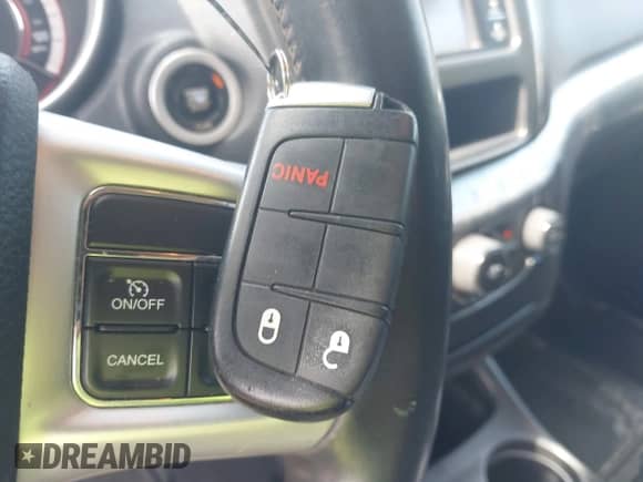 2018 Dodge Journey SE с VIN 3C4PDCAB8JT519404, выставлен на аукционе IAAI как лот 43161830 с пробегом 171 704 миль миль и . История ставок и продаж доступна на DreamBid. Изображение 11.