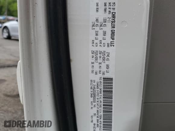 ✅ 2011 Volkswagen Routan SE • VIN: 2V4RW3DG8BR668268 • Lot: 57986125. Listed on Copart with 81,291 mi. Free auction sales archive from the USA and detailed vehicle history report at DreamBid. Image 13.