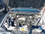 ✅ 2001 Chevrolet Impala • VIN: 2G1WF55E219152646 • Lot: 42855905. Wystawiony na IAAI z przebiegiem 207 953 mil. Bezpłatny archiwum sprzedaży aukcyjnych z USA i szczegółowy raport historii pojazdu na DreamBid. Zdjęcie 10.