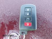 ✅ 2017 Toyota Highlander XLE • VIN: 5TDJZRFH0HS471859 • Lot: 43378581. Listed on IAAI with 119,580 mi. Free auction sales archive from the USA and detailed vehicle history report at DreamBid. Image 11.