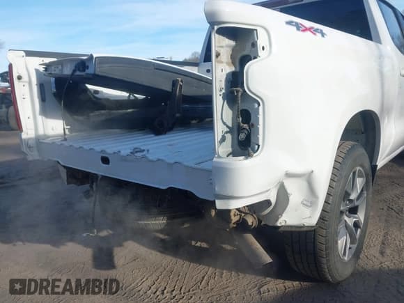 ✅ 2022 Chevrolet Silverado 1500 LT • VIN: 1GCPYJEK8NZ140484 • Лот: 41335753. Опубликован ранее на IAAI с пробегом 55 261 миль. Бесплатный доступ к архиву аукционных продаж из США и подробный отчёт об истории автомобиля на DreamBid. Изображение 6.