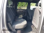 ✅ 2021 Ram 1500 Warlock • VIN: 1C6RR7LT1MS502657 • Lot: 42497203. Wystawiony na IAAI z przebiegiem 177 774 mil. Bezpłatny archiwum sprzedaży aukcyjnych z USA i szczegółowy raport historii pojazdu na DreamBid. Zdjęcie 8.