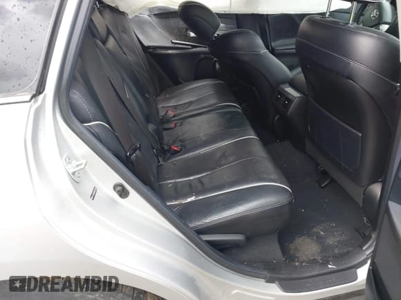 ✅ 2013 Toyota Venza LE • VIN: 4T3ZA3BB4DU077069 • Lot: 42103701. Listed on IAAI with 119,947 mi. Free auction sales archive from the USA and detailed vehicle history report at DreamBid. Image 8.